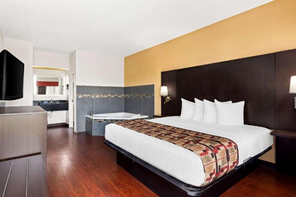 Best Western Lake Okeechobee image 8